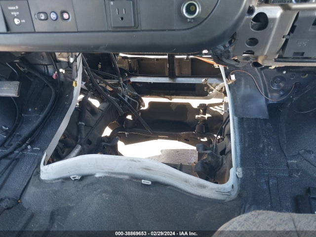 1GBWGRFF4F1277523 Chevrolet Express 2500 Lt