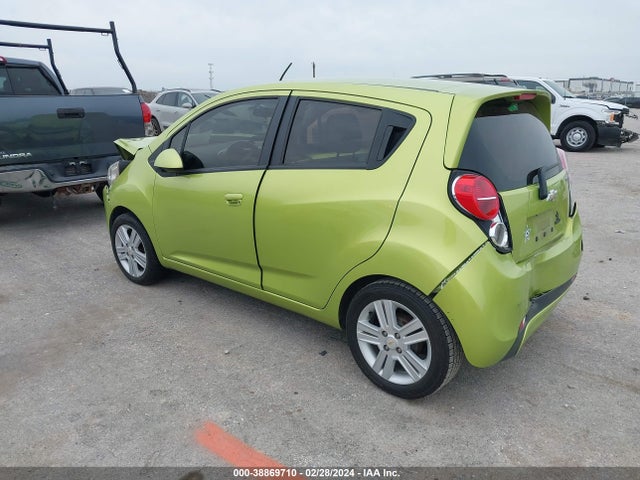 Chevrolet Spark 1lt Auto 2014 KL8CD6S97EC424628 Image 3