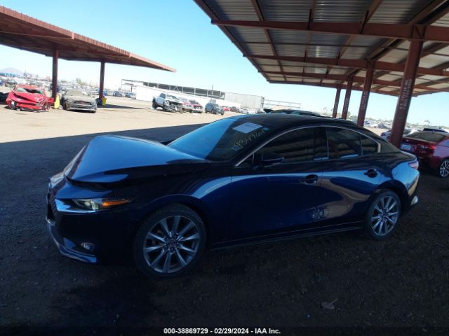 3MZBPAEM7KM101555 Mazda Mazda3 Premium Package