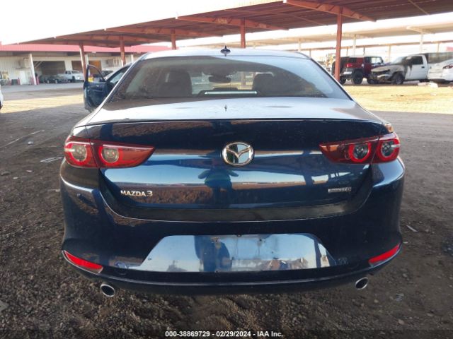 3MZBPAEM7KM101555 Mazda Mazda3 Premium Package