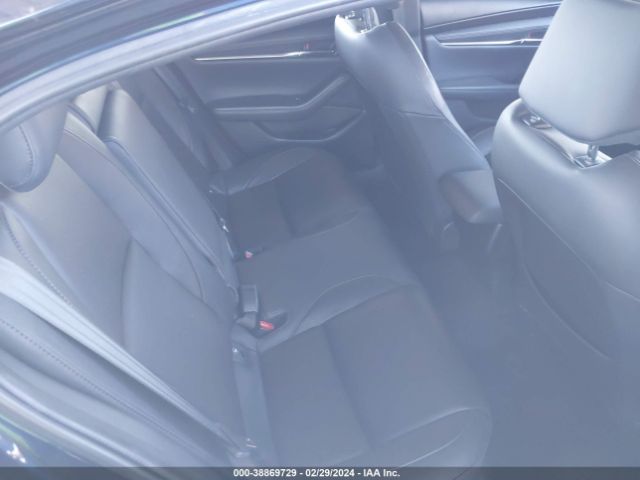 3MZBPAEM7KM101555 Mazda Mazda3 Premium Package