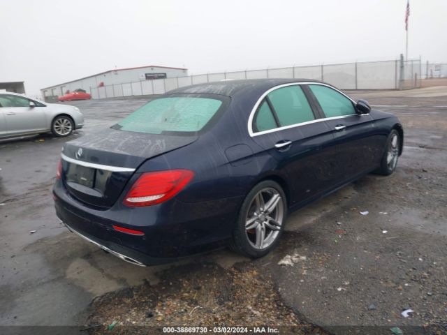 WDDZF4JB2HA008948 Mercedes-Benz E 300