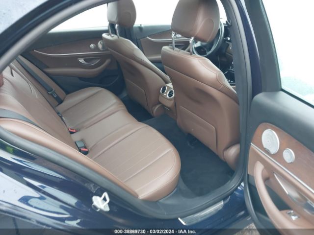 WDDZF4JB2HA008948 Mercedes-Benz E 300