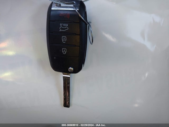 KIA Soul 2015 KNDJN2A20F7801187 Image 11