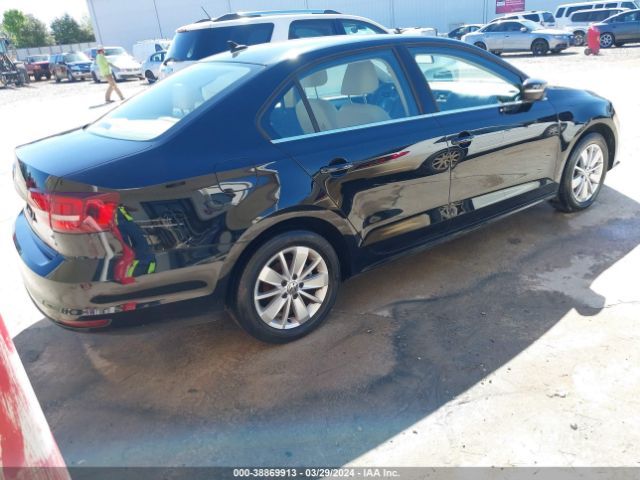 3VWD67AJ5GM373913 Volkswagen Jetta 1.4t Se