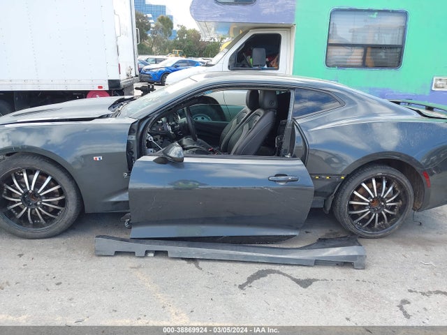 Chevrolet CAMARO 2SS 2018 1G1FH1R76J0106634 Image 14