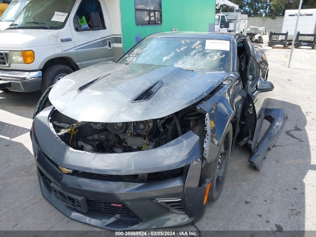 Chevrolet CAMARO 2SS 2018 1G1FH1R76J0106634 Image 6
