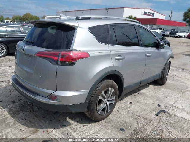Toyota RAV4 LE 2017 2T3ZFREV4HW357140 Image 4