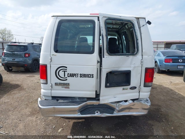 Ford E-250 Commercial 2014 1FTNE2EW3EDA31100 Image 16