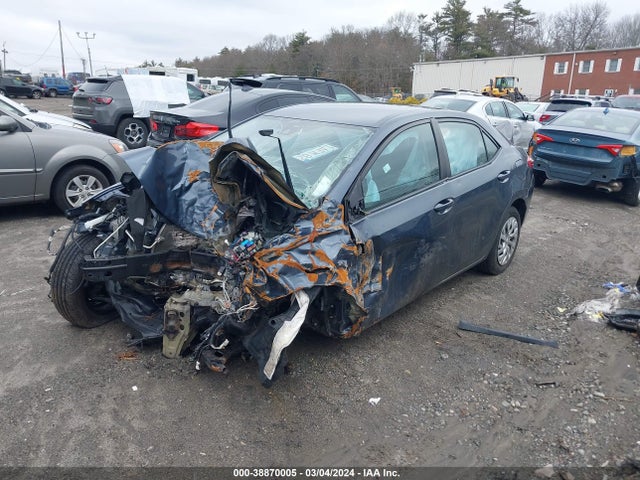 Toyota COROLLA LE 2017 2T1BURHE5HC909421 Image 2