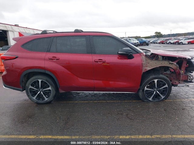 Toyota Highlander Xse 2022 5TDLZRBH3NS206380 Image 14