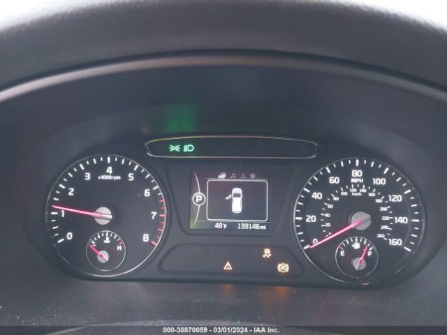 5XYPG4A30HG274251 KIA Sorento 2.4l Lx