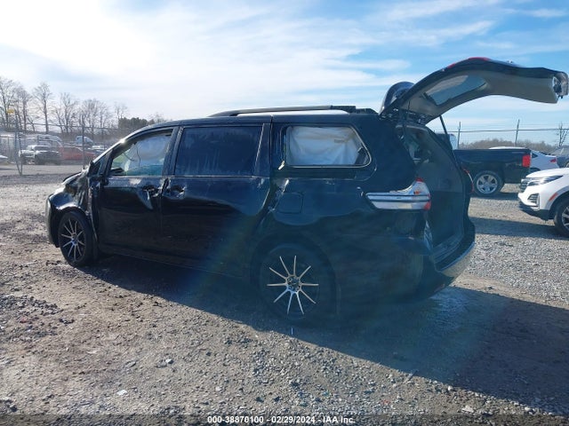 Toyota Sienna Xle 7 Passenger 2017 5TDDZ3DC8HS177854 Image 3