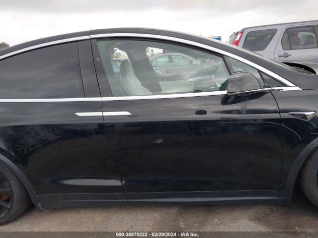 5YJXCBE26KF182755 Tesla Model X 100d/75d/long Range