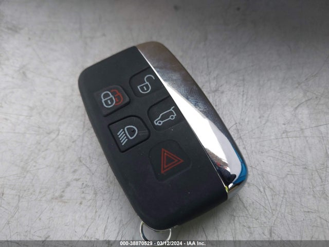 2012 JAGUAR XJ SAJWA2GB5CLV38238 Photo 10