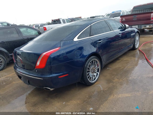 2012 JAGUAR XJ SAJWA2GB5CLV38238 Photo 3