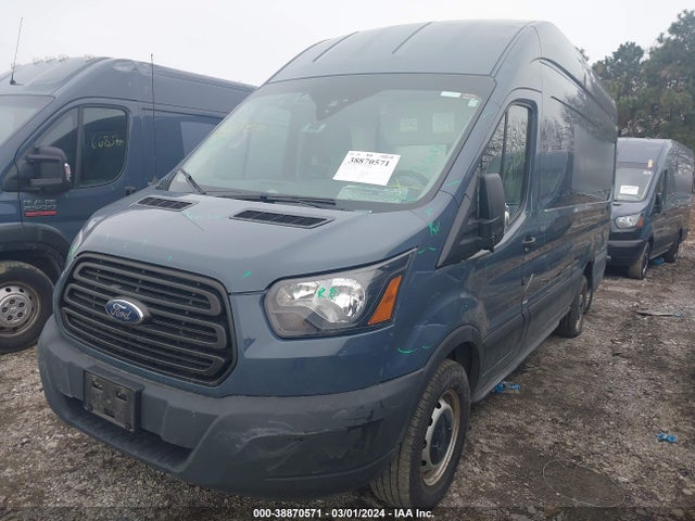 Ford Transit-250 2019 1FTYR3XM1KKA97364 Image 2