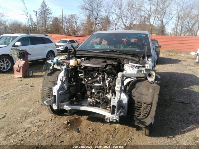 1C4RJHDG1N8561245 Jeep Grand Cherokee Overland 4x4