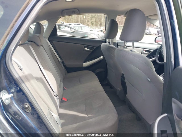 Toyota Prius Two 2015 JTDKN3DU9F0445760 Image 8