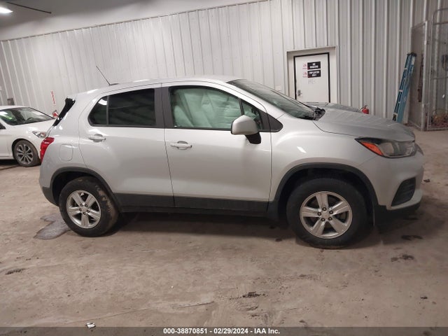 Chevrolet Trax Awd Ls 2022 KL7CJNSM8NB544570 Image 13