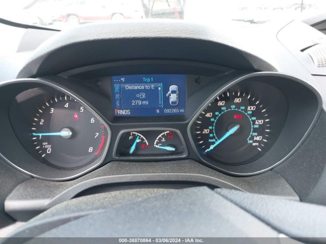1FMCU0G7XFUA11914 Ford ESCAPE SE