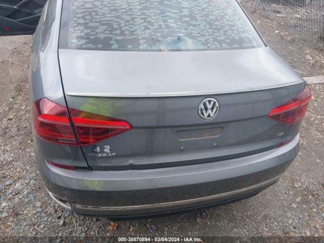 1VWAA7A39JC016343 Volkswagen Passat 2.0t R-line/2.0t S