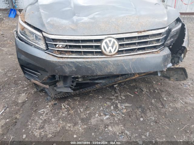 1VWAA7A39JC016343 Volkswagen Passat 2.0t R-line/2.0t S