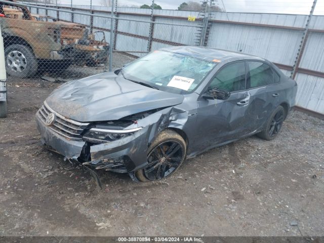 1VWAA7A39JC016343 Volkswagen Passat 2.0t R-line/2.0t S