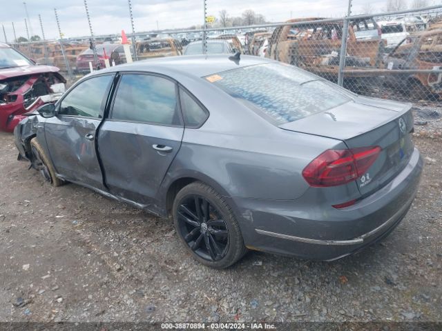 1VWAA7A39JC016343 Volkswagen Passat 2.0t R-line/2.0t S