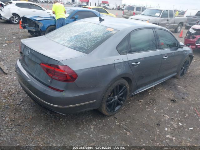 1VWAA7A39JC016343 Volkswagen Passat 2.0t R-line/2.0t S