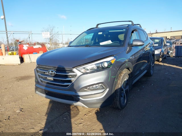 Hyundai Tucson Value 2018 KM8J3CA24JU754814 Image 2