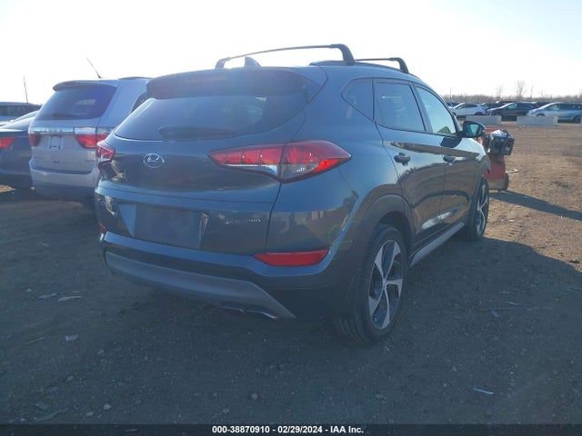 Hyundai Tucson Value 2018 KM8J3CA24JU754814 Image 4