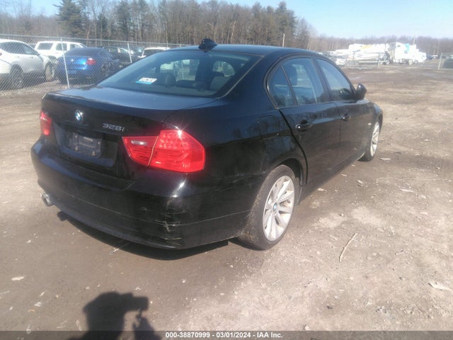 2011 BMW 328I XDRIVE VIN: WBAPK7C54BA820083