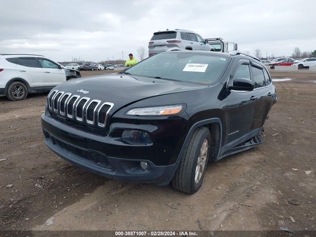 Jeep Cherokee Latitude 2015 1C4PJMCS1FW513750 Image 2