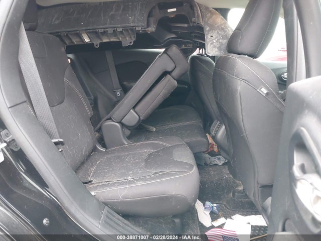 Jeep Cherokee Latitude 2015 1C4PJMCS1FW513750 Image 8