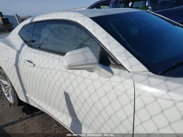 Chevrolet Camaro 1lt 2016 1G1FB1RS8G0167109 Image 13