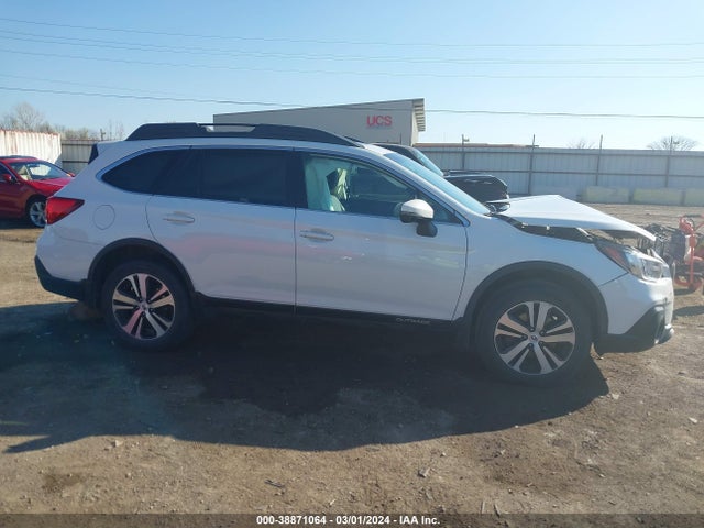 Subaru Outback 2.5i Limited 2018 4S4BSANC1J3238320 Image 13