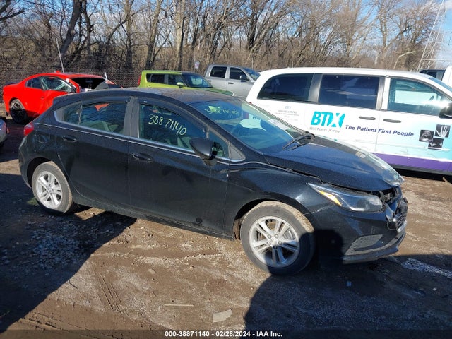 Chevrolet Cruze Lt Auto 2018 3G1BE6SM9JS595463 Image 1