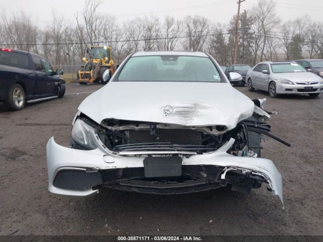 WDDZF4KB7KA597503 Mercedes-Benz E 300 4matic