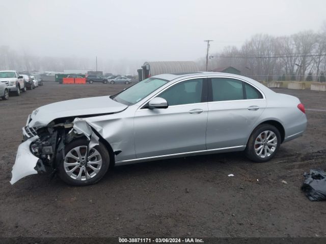 WDDZF4KB7KA597503 Mercedes-Benz E 300 4matic