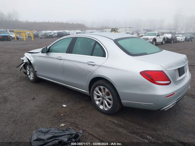 WDDZF4KB7KA597503 Mercedes-Benz E 300 4matic