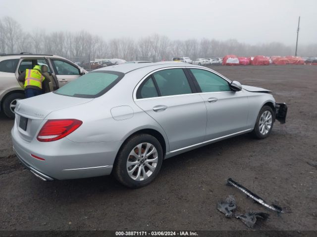 WDDZF4KB7KA597503 Mercedes-Benz E 300 4matic