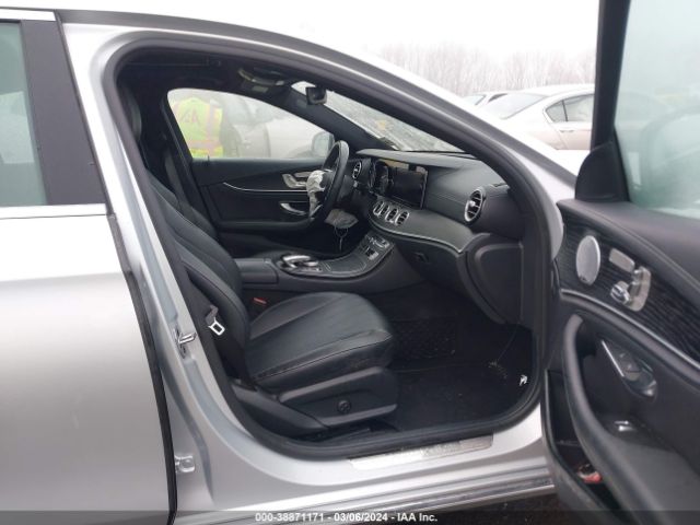 WDDZF4KB7KA597503 Mercedes-Benz E 300 4matic