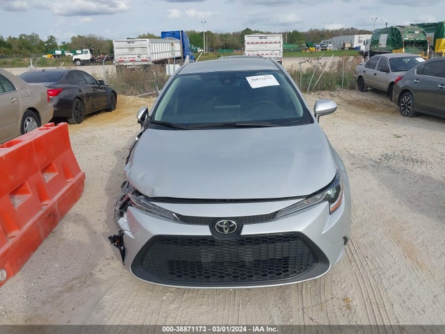 Toyota COROLLA LE 2022 5YFEPMAE1NP360989 Image 12
