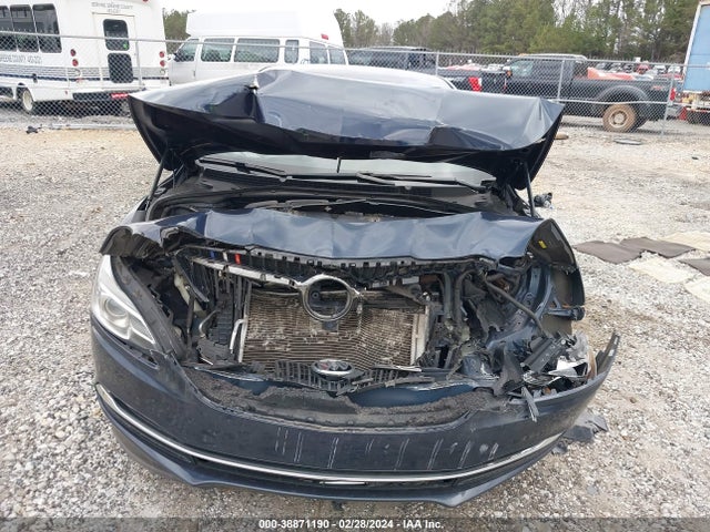 1G4ZP5SS6HU145977 Buick Lacrosse Essence