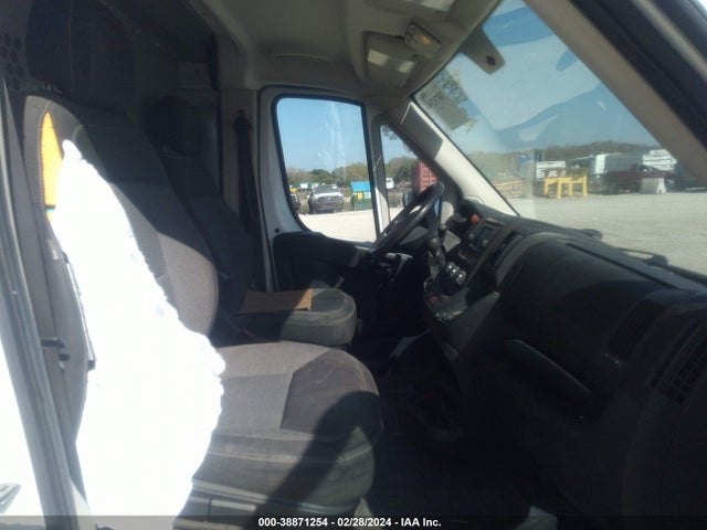 3C6TRVDG6EE103565 RAM Promaster 2500 High Roof