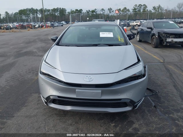 Toyota PRIUS XLE 2024 JTDACAAU6R3023247 Image 12