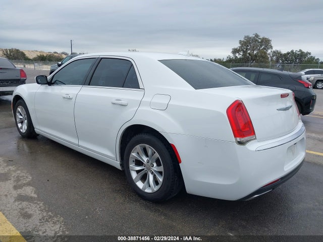 Chrysler 300 Limited 2015 2C3CCAAG5FH908474 Image 3
