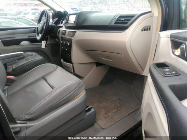 2C4RVABG2ER135292 Volkswagen ROUTAN SE