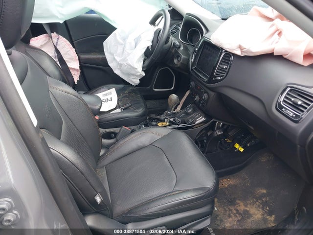 3C4NJDCB4KT741779 Jeep Compass Limited 4x4